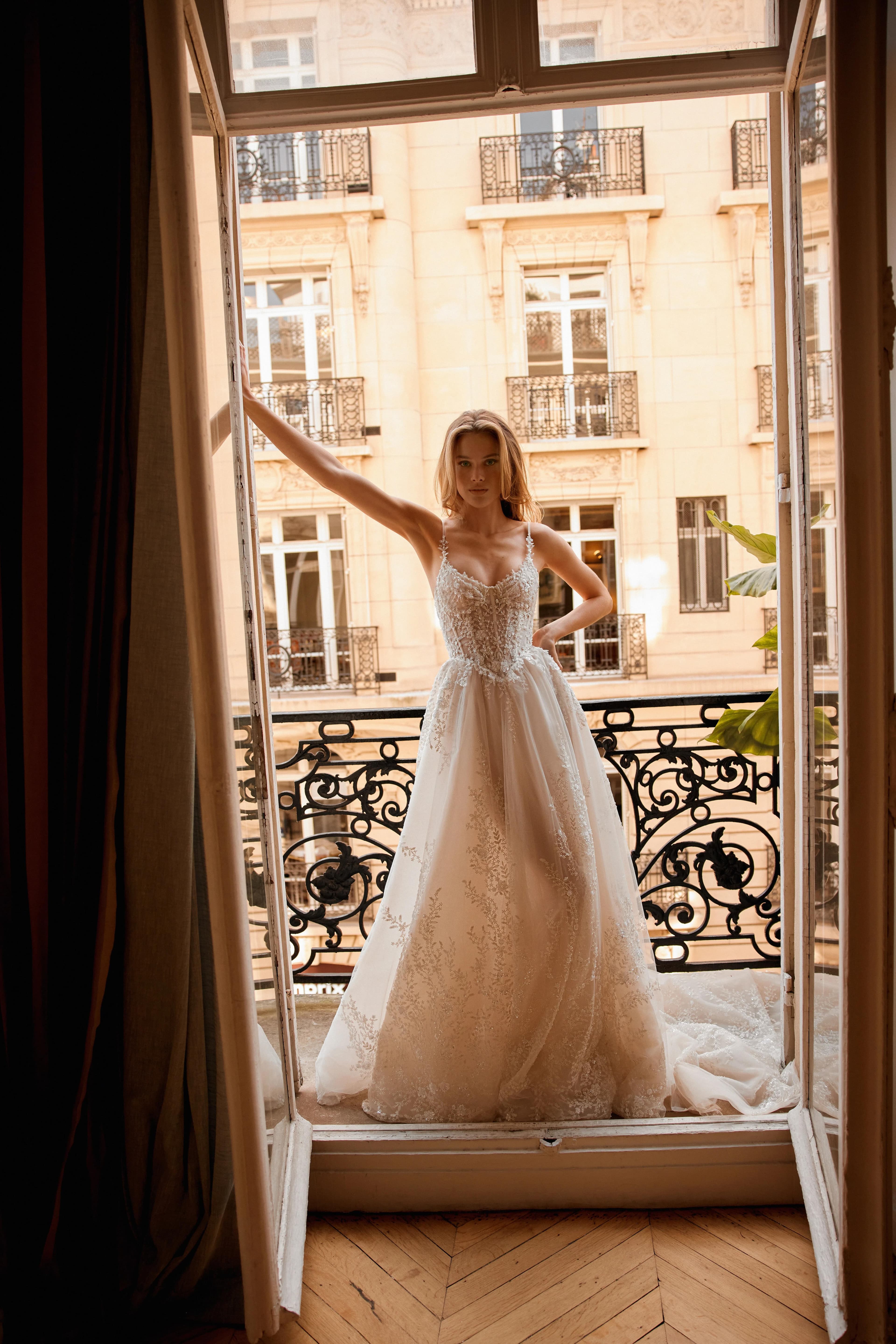 WINTER — bridal gown by Netta BenShabu, L'Evolution de L'Amour, style NB.BR.2526.LN