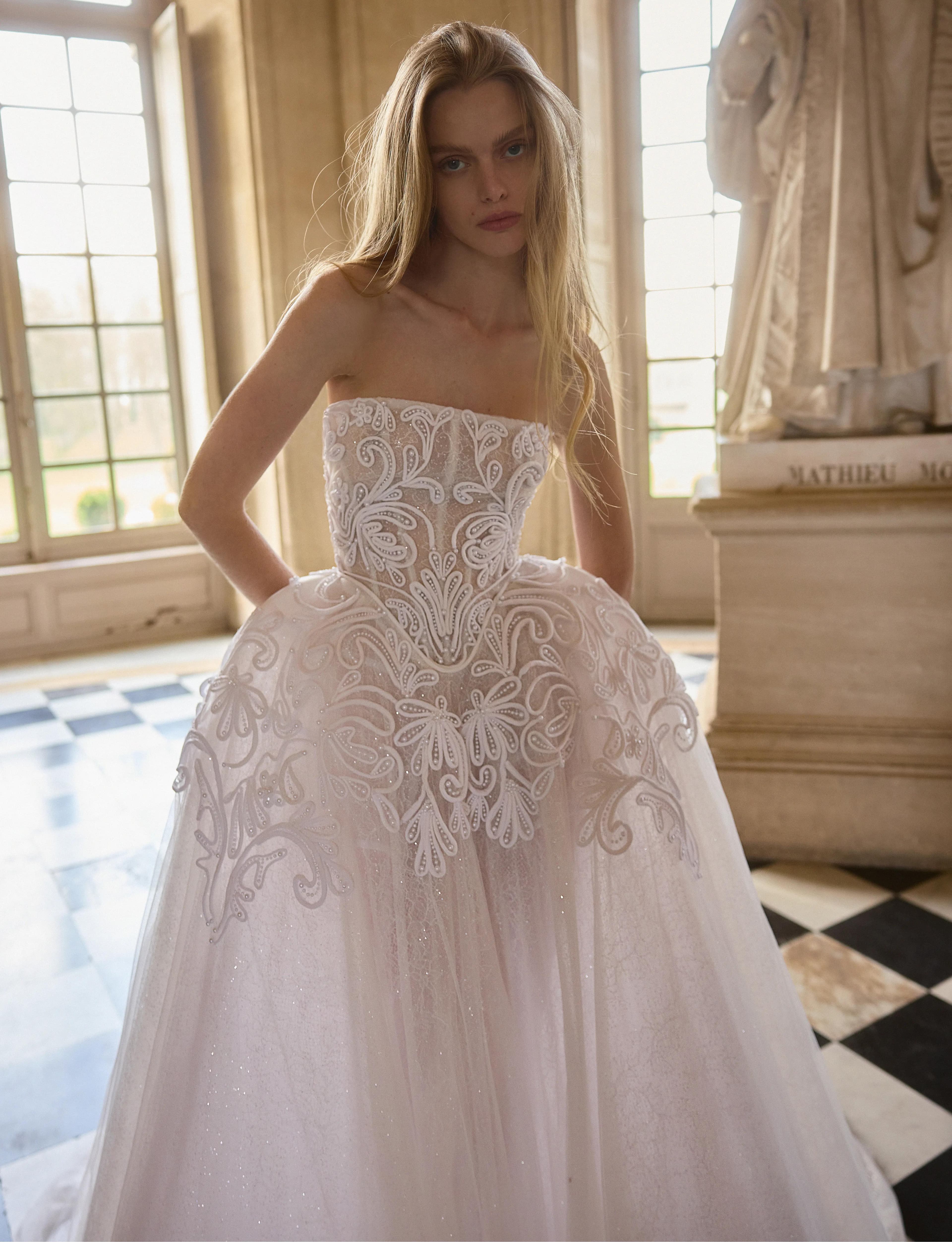 JOY — bridal gown by Netta BenShabu, Épure de Romance, style NB.BR.2703.A