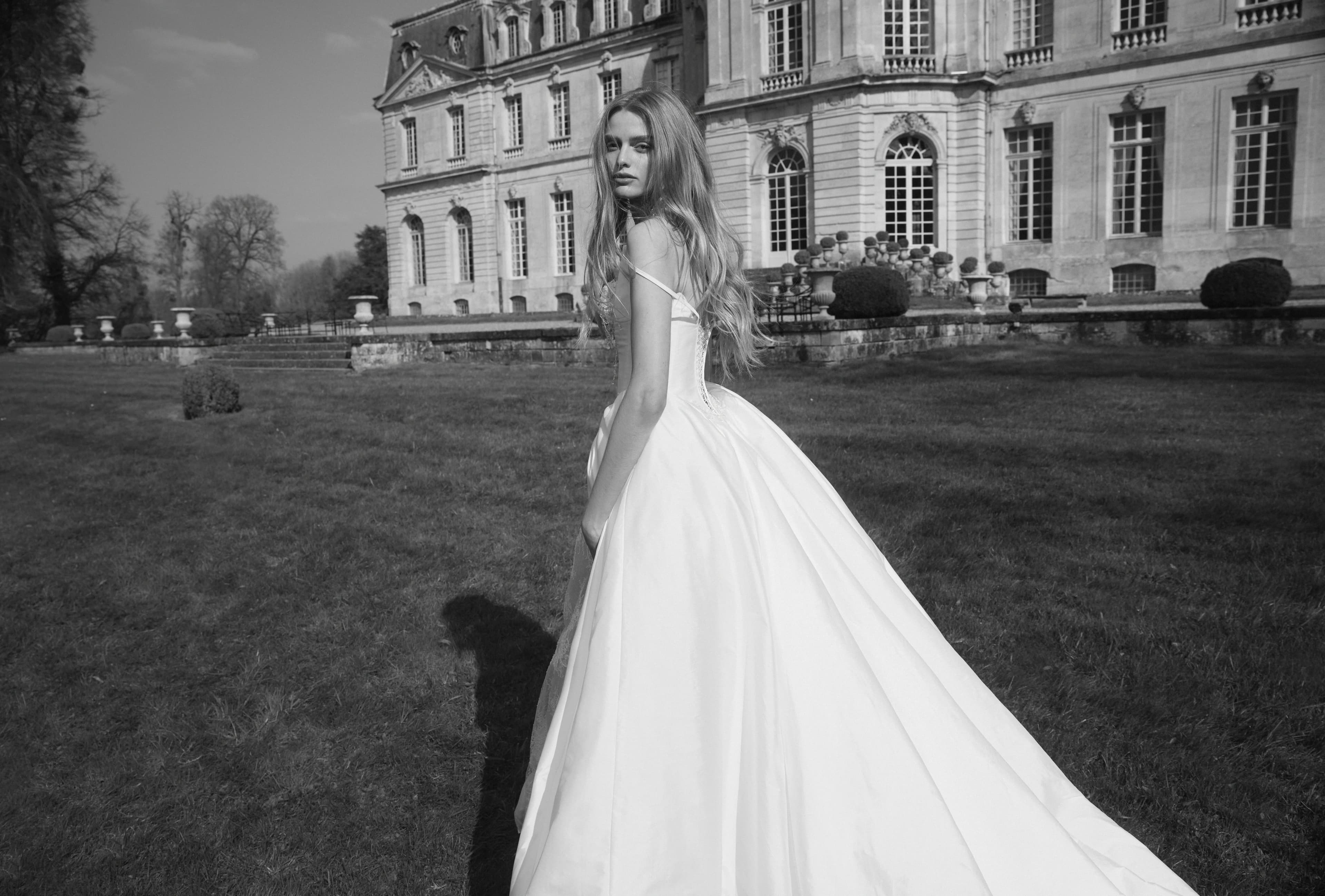 BRIGITTE — bridal gown by Netta BenShabu, Épure de Romance, style NB.BR.2707.L