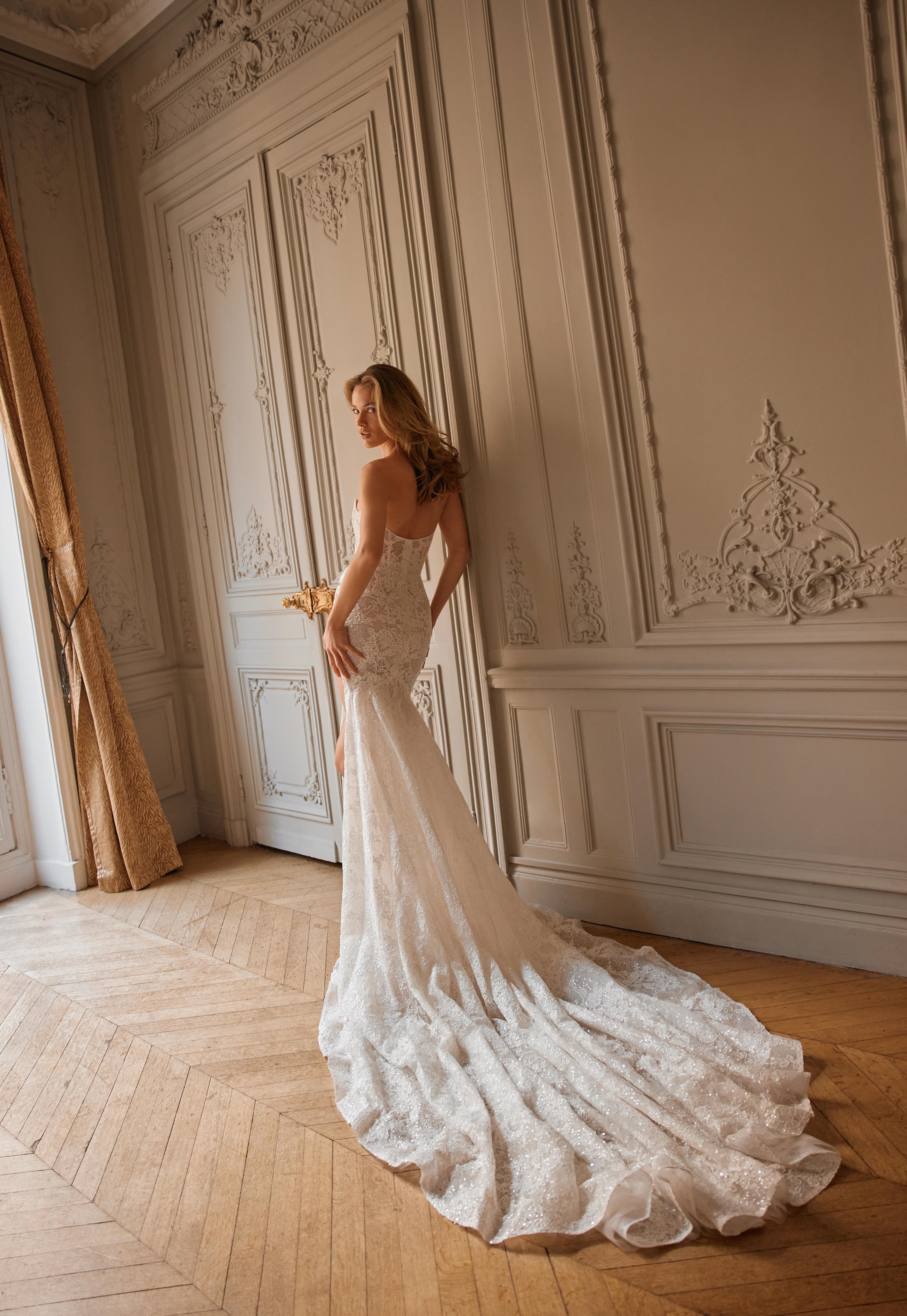 INGRID — bridal gown by Netta BenShabu, L'Evolution de L'Amour, style NB.BR.2527.L